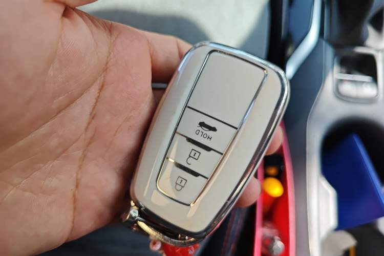 Used Toyota Levin 2019 Dual-Engine 1.8H E-CVT Luxury Edition China VI Standard
