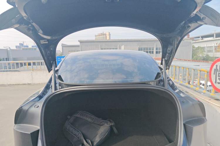 Used Tesla Model 3 2023 Rear-Wheel-Drive Version
