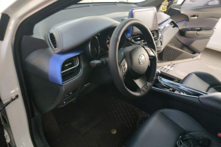 Used Toyota C-HR 2020 2.0L Leading Edition