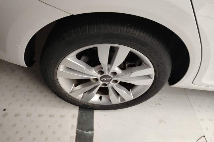 Used Chery Arrizo 5 2017 1.5L CVT Trendsetting Edition
