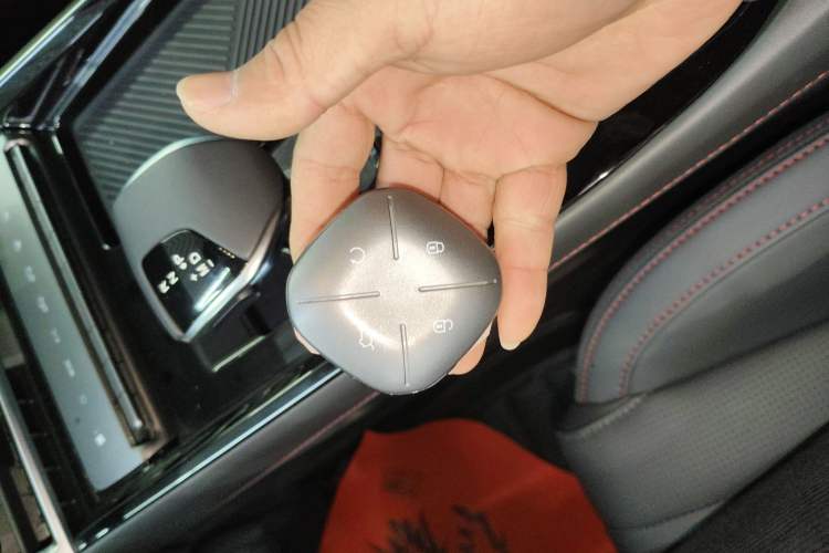 Used JETOUR Dashing 2025 1.5T DCT Luxury Edition