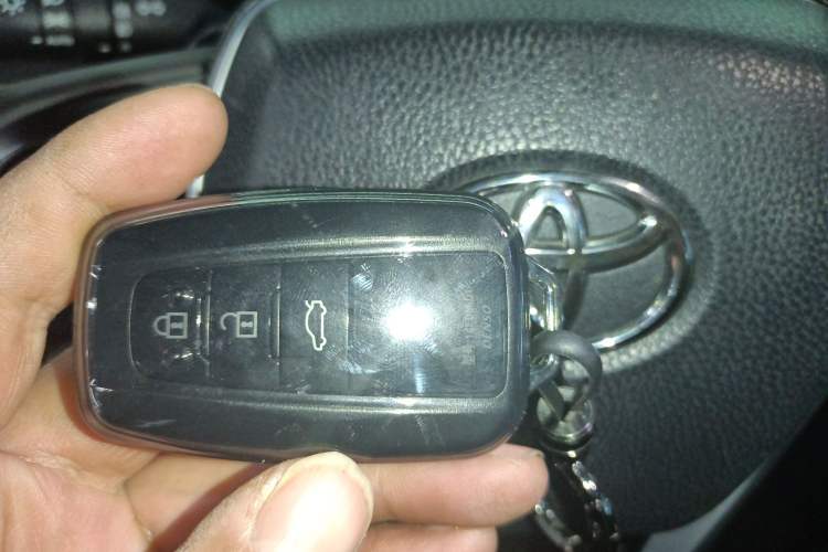 Used Toyota Avalon 2022 2.5L Luxury Edition