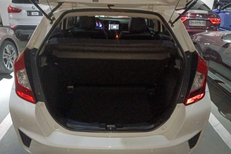 Used Honda Fit 2016 1.5L LXS CVT Comfort Sunroof Version