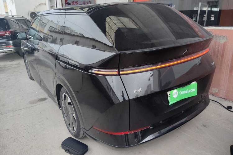 Used XPeng X9 2024 702 Ultra-Long Range Max
