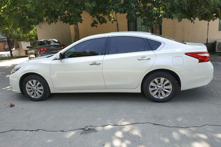 Used Nissan Teana 2016 Revised Version 2.0L XL Comfort Edition
