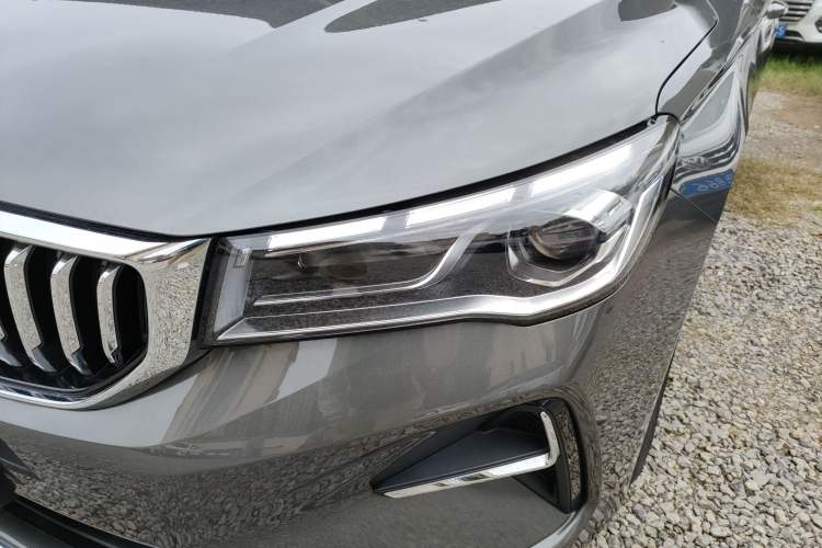 Used Geely Auto Emgrand 2025 4th Generation 1.5L Manual – Dragon Edition
