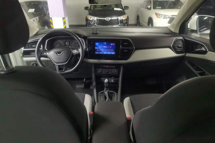 Used Jetta VS7 2023 280TSI Automatic Trend Edition
