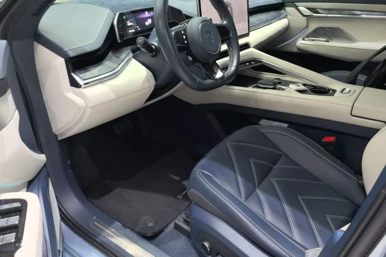 Used Zeekr 001 2021 Ultra-Long Range Dual-Motor YOU Version
