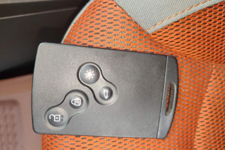 Used Renault Captur 2015 1.2T Automatic Comfort Edition
