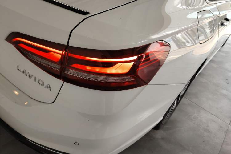 Used Volkswagen Lavida 2024 300TSI DSG Starry Sky Leading Edition
