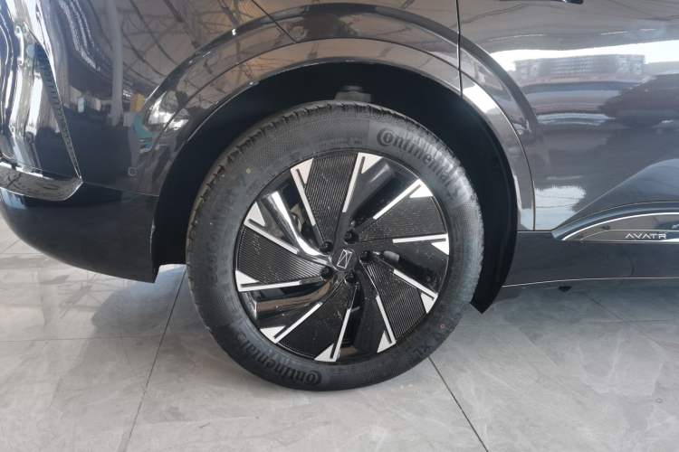 Used  07 2024 Pro+ All-Electric Version
