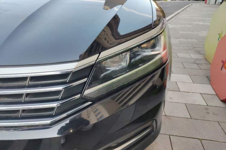 Used Volkswagen Passat 2017 330TSI DSG Luxury Edition
