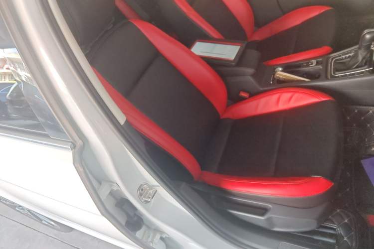 Used Volkswagen Golf 2020 Zhiai Edition 200TSI DSG Comfortable & Ambitious Version