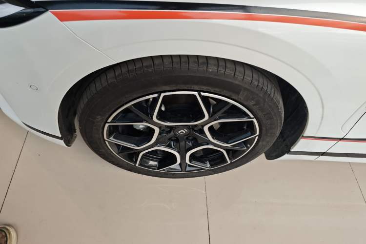 Used  A07 2025 Blue Whale Range-Extending Version 230 Flagship Model