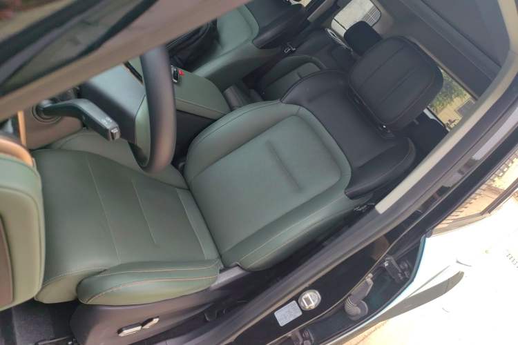 Used  03 2024 501km Four-wheel Drive Long-Range Advanced Version
