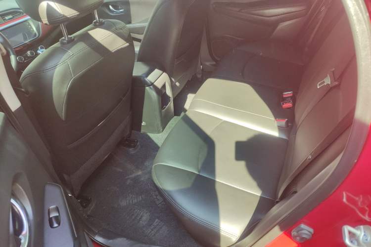 Used Nissan Lannia 2019 1.6L CVT Smart Connect Smart Cool Version China VI Standard