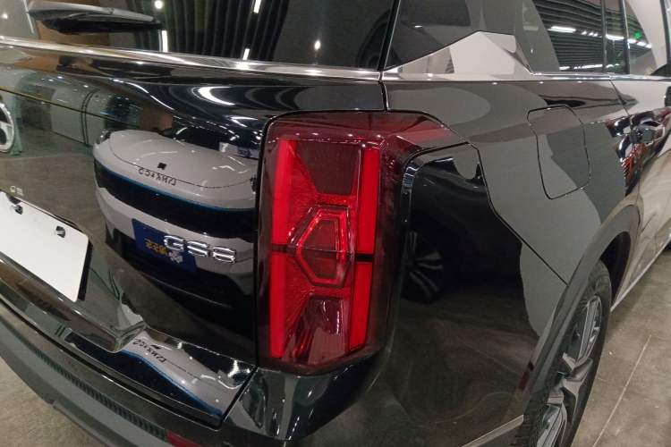 Used GAC Trumpchi GS8 2025 Linghang Series 2.0 TGDI Two-Wheel-Drive Luxury Edition 5 Seats