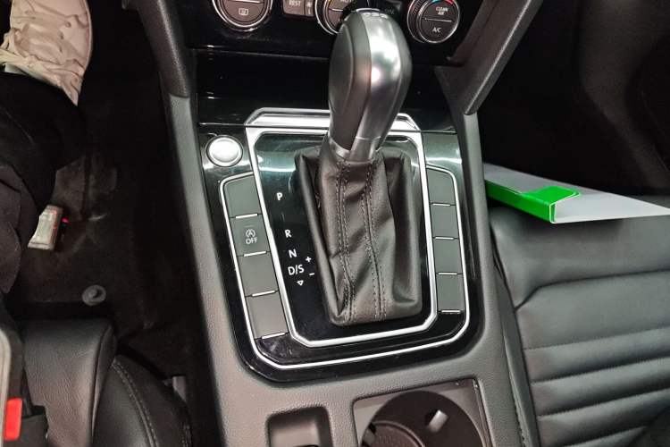 Used Volkswagen Magotan 2019 330TSI DSG Luxury Version China VI Standard
