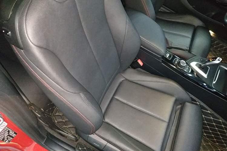 Used BMW 2 Series 2019 225i Convertible Coupe Sports Design Package
