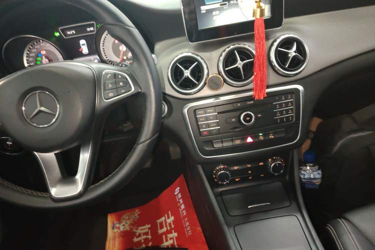 Used Mercedes-Benz GLA 2016 GLA 200 Fashion Model