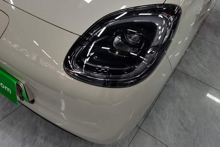 Used Wuling Hongguang MINIEV 2025 Four-Door Version Advanced Edition
