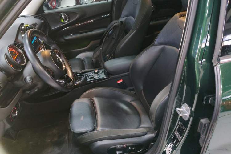 Used  Clubman 2018 1.5T COOPER Artist
