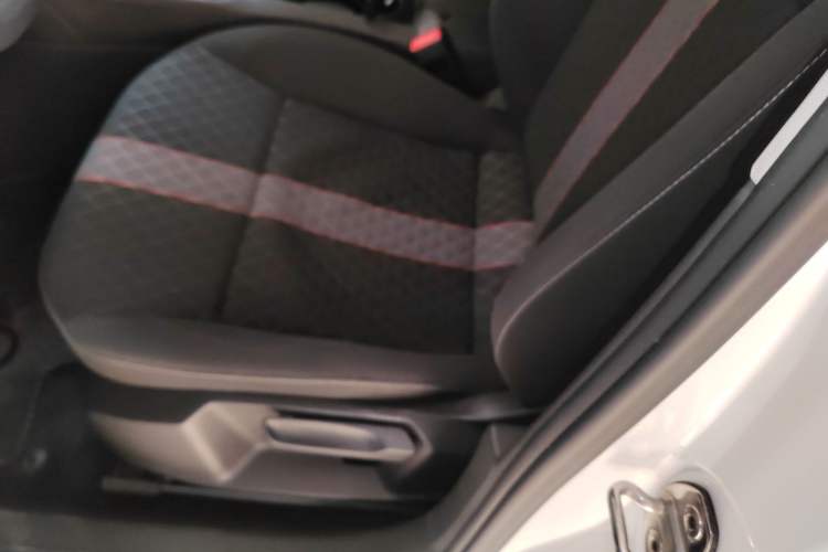 Used Volkswagen Lamando 2019 230TSI DSG Fashion Edition China VI
