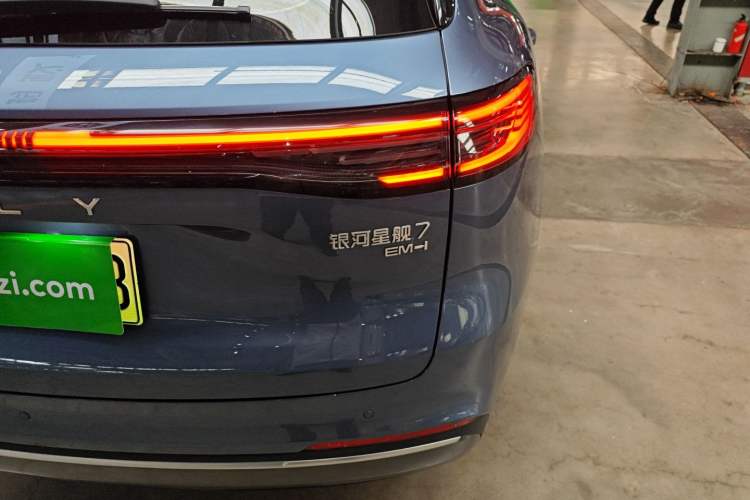 Used  Galaxy Xingjian 7 EM-i 2025 120km Flagship Edition
