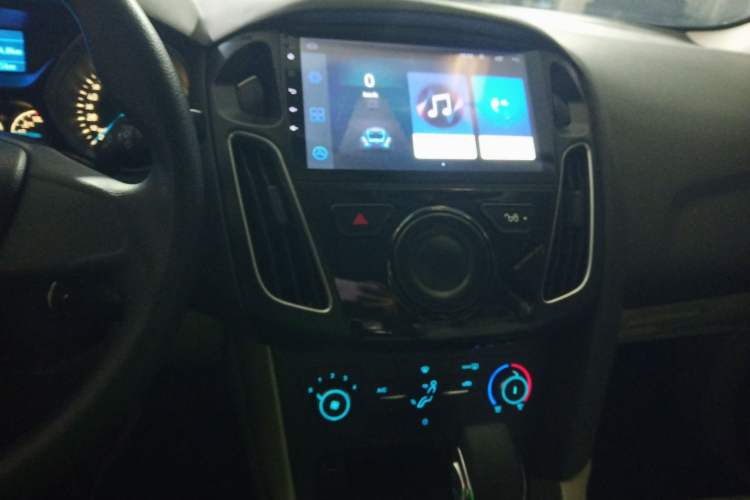 Used Ford Focus 2015 Sedan 1.6L Automatic Comfort Model
