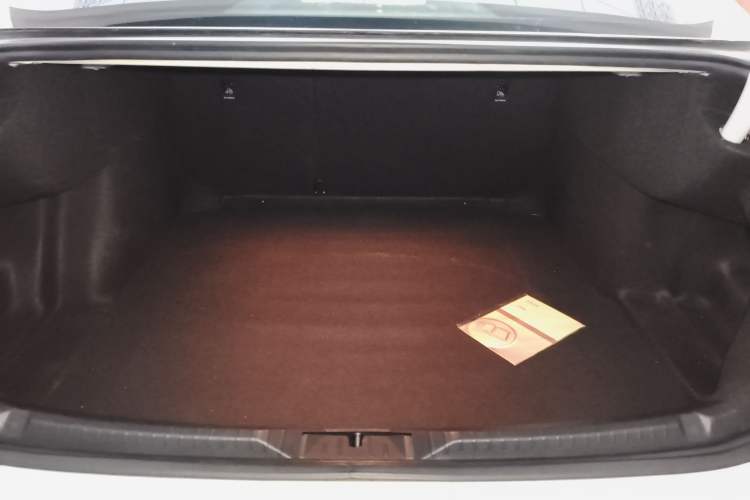 Used Volkswagen Lamando 2019 230TSI DSG Fashion Edition China VI
