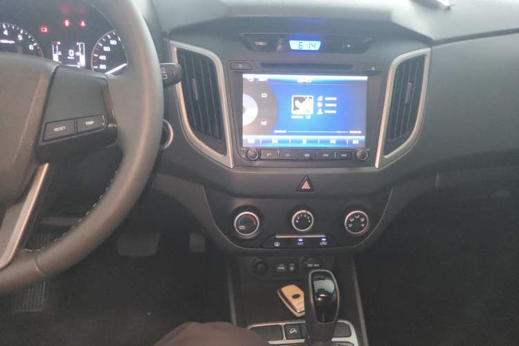 Used Hyundai ix25 2015 1.6L Automatic Two-Wheel Drive Smart GLS Trim
