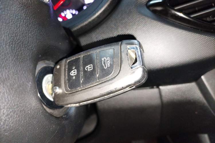 Used Hyundai Celesta 2020 1.6L Automatic GL Enjoyable Edition