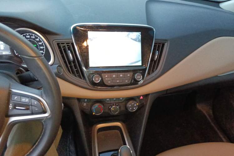 Used Chevrolet Monza 2020 320 Automatic Enjoyment Edition
