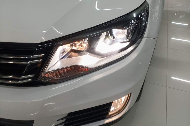 Used Volkswagen Tiguan 2016 280TSI Automatic Two-Wheel-Drive Silk Road Style Edition
