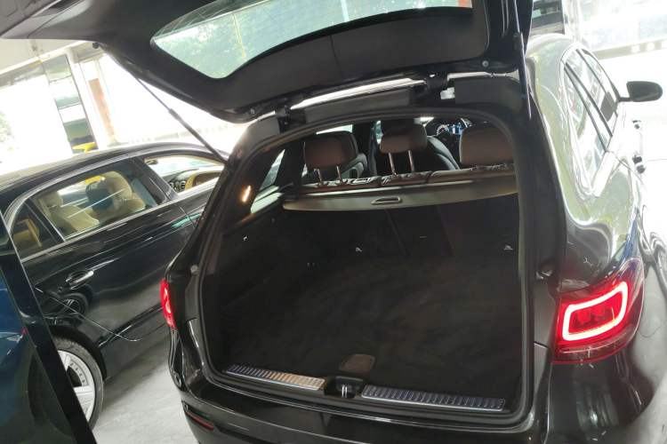 Used Mercedes-Benz GLC 2021 GLC 260 L 4MATIC Dynamic Edition
