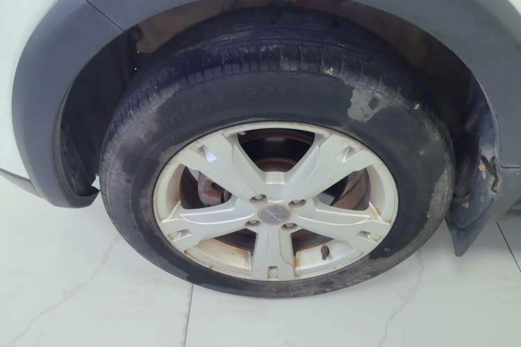 Used Haval H1 2016 Red-Label 1.5L AMT Luxury Model
