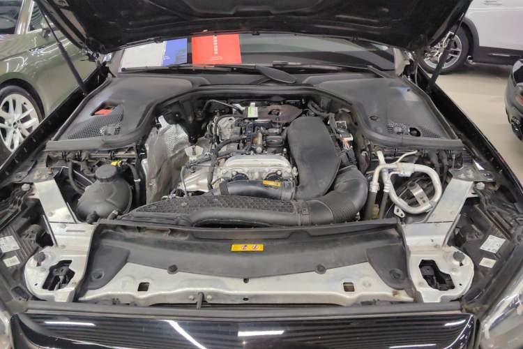 Used Mercedes-Benz E-Class 2021 Facelift E 260 L
