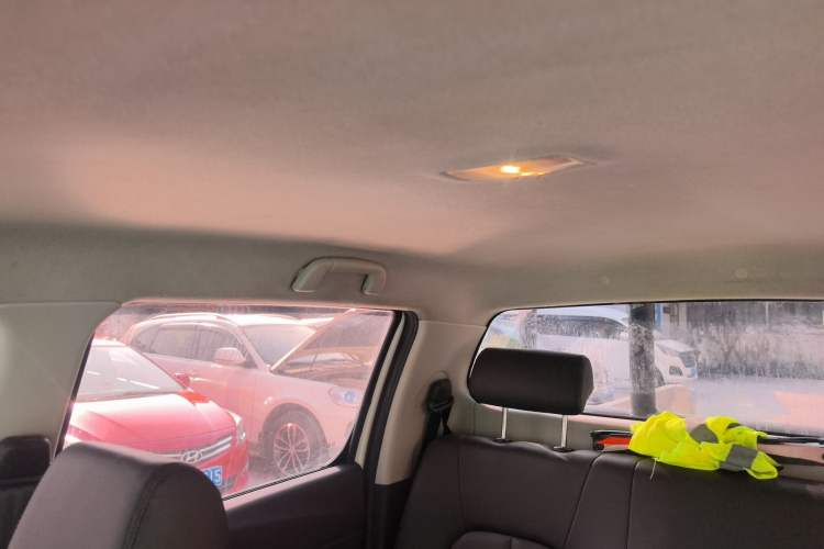 Used JMC Yuhu 3 2018 2.5T Diesel 4x4 Luxury Edition Long Wheelbase
