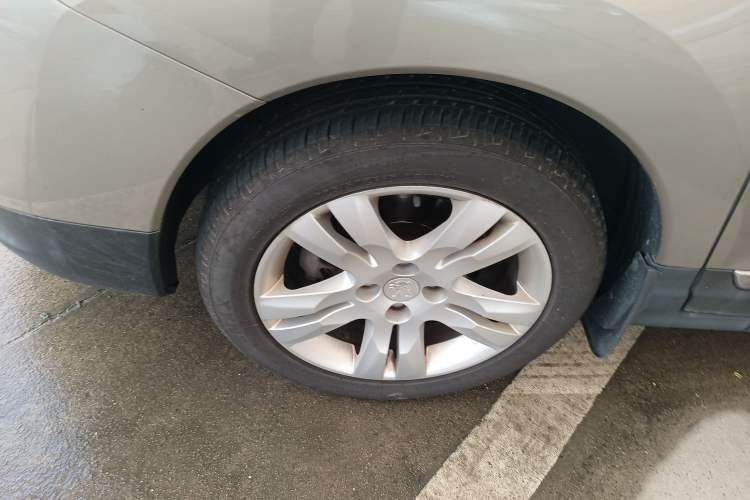 Used Peugeot 3008 2015 2.0L Manual Classic Edition
