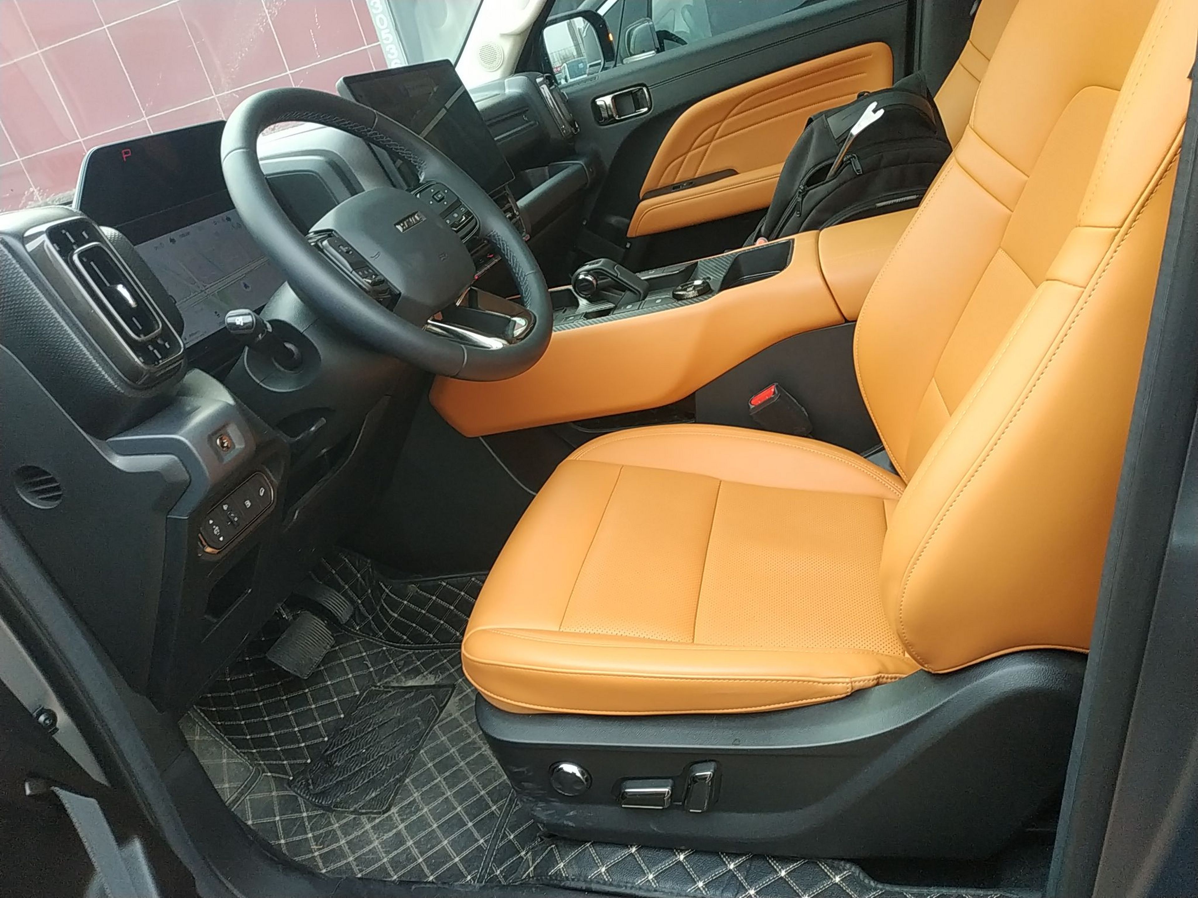 Переднее сиденье в автомобиле