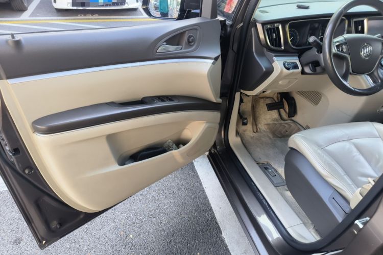 Used Buick GL8 2013 2.4L LT Luxury Business Executive Edition