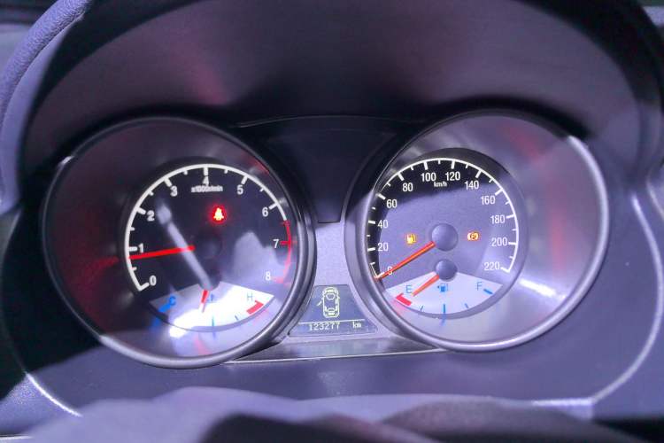 Used Geely Auto GX7 2015 Classic Edition 1.8L Manual New Urban Upgrade Version China IV Standard