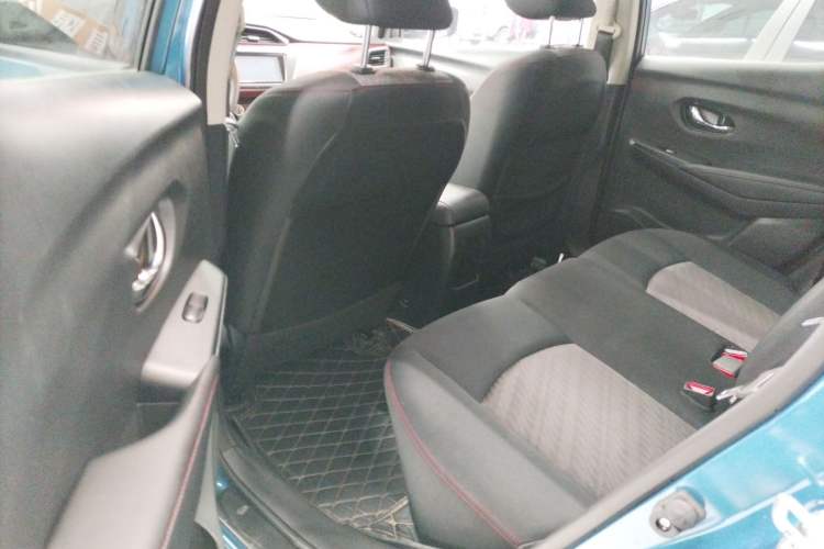 Used Nissan Lannia 2016 1.6L CVT Smart Cool Edition
