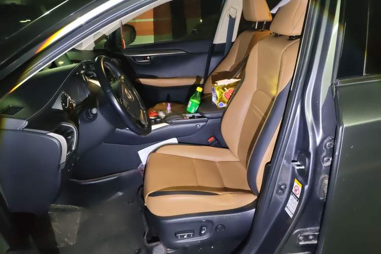 Used Lexus NX 2015 300h Front-Drive Fēngshàng Edition
