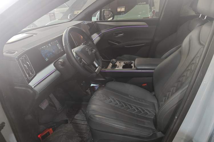 Used BYD Song L DM-i 2025 Intelligent Driving Version 160 km Beyond-Range Type