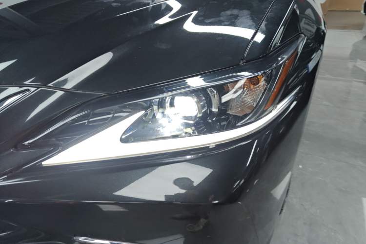 Used Lexus ES 2023 200 Excellence Edition