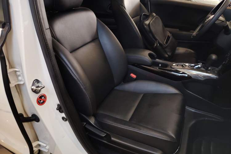 Used Honda XR-V 2021 1.5L CVT Luxury Edition
