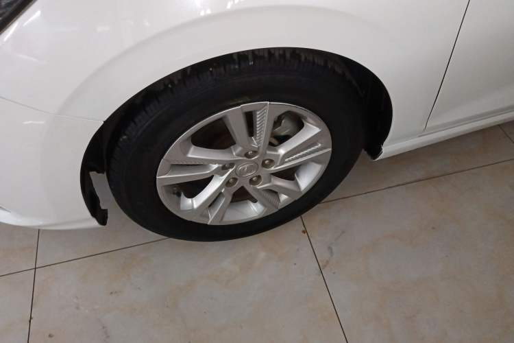 Used Changan Eado 2019 High-Energy Edition 1.6L GDI Manual Pioneer Model China VI Standard
