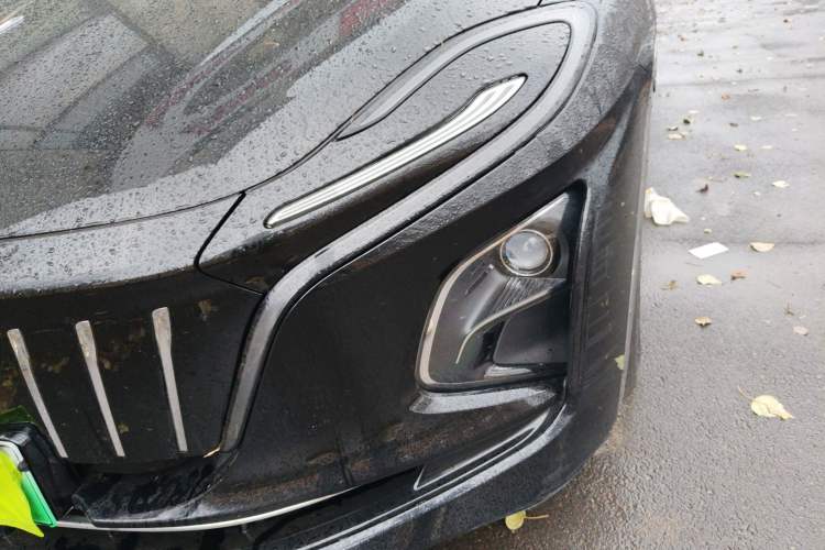 Used Hongqi E-QM5 2024 610 km PLUS
