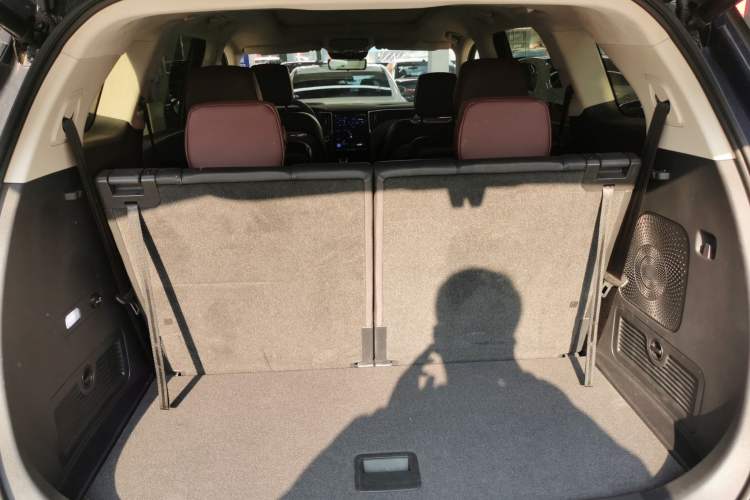 Used Hongqi HS7 2023 2.0T Automatic All-Wheel-Drive Flagship Edition Six Seats
